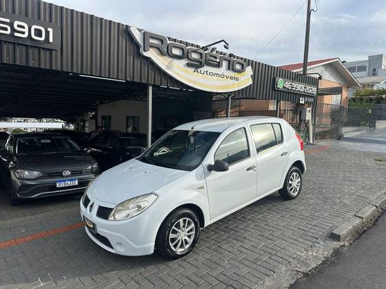 RENAULT SANDERO 1.0 AUTHENTIQUE 16V FLEX 4P MANUAL